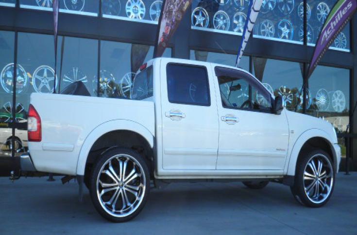 HOLDEN RODEO DRAGON FULL POLISH BLACK